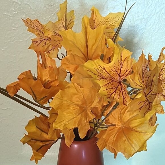 Face Vase with Fall Flowers, NWOT - Picture 6 of 6